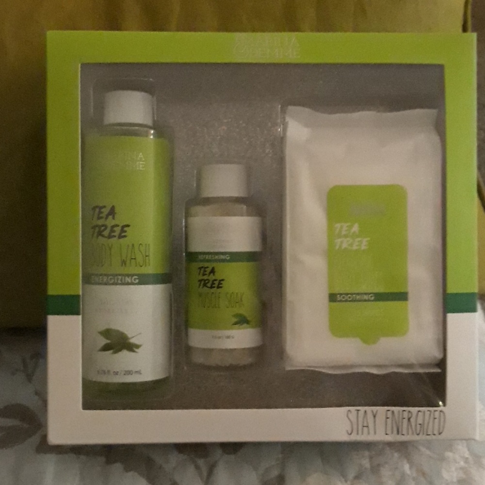 MARINA & DEMME BRAND APOTHECARY SET NWT